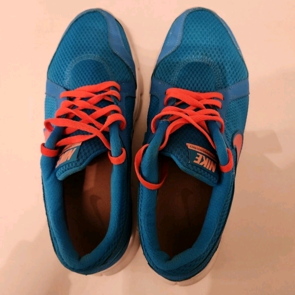 Size 10- Nike Flex Experience Rn 2 - Picture 4 of 5